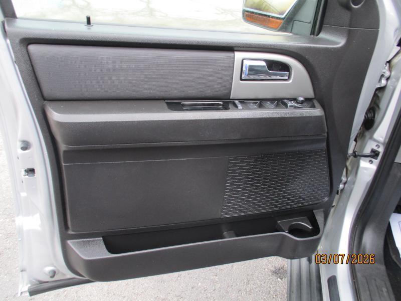 Ford Expedition Limited 4WD 2012