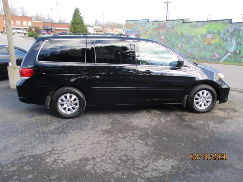Honda Odyssey EX-L w/ DVD and Navigation 2010