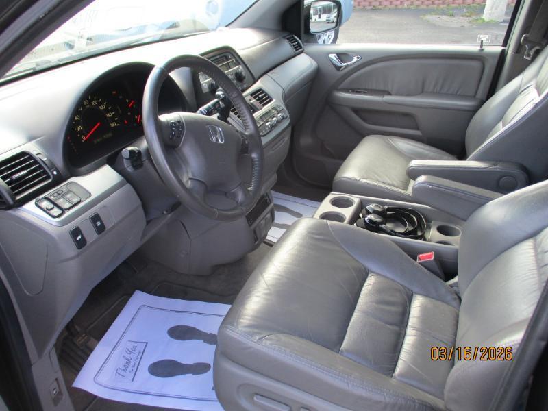 Honda Odyssey EX-L w/ DVD and Navigation 2010