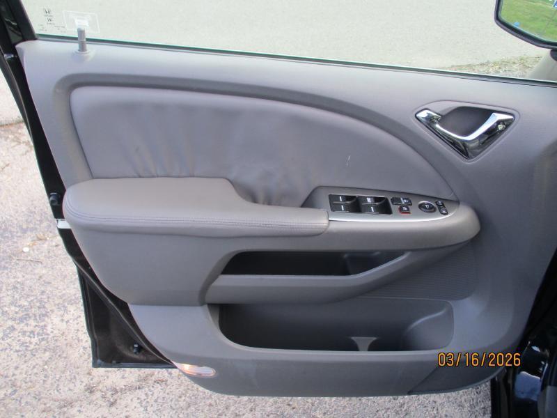 Honda Odyssey EX-L w/ DVD and Navigation 2010