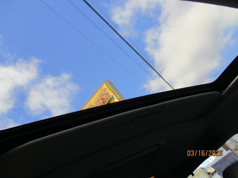 Honda Odyssey EX-L w/ DVD and Navigation 2010