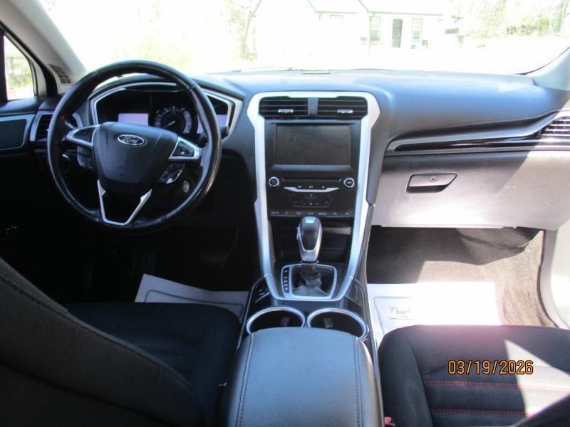 Ford Fusion SE 2013
