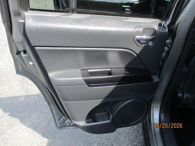 Jeep Patriot Latitude 2WD 2013