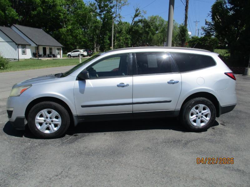 Chevrolet Traverse LS FWD w/PDC 2013