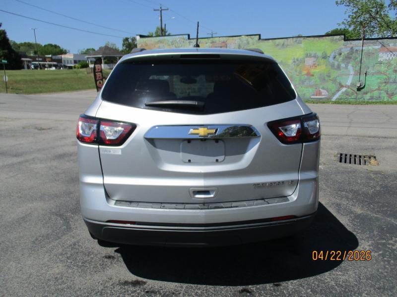 Chevrolet Traverse LS FWD w/PDC 2013