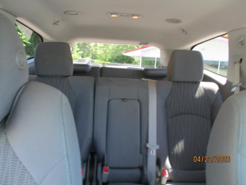 Chevrolet Traverse LS FWD w/PDC 2013