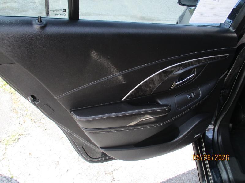 Buick LaCrosse Premium Package 1, w/Leather 2014