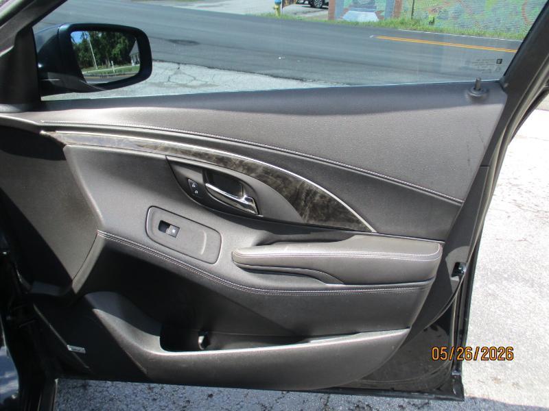 Buick LaCrosse Premium Package 1, w/Leather 2014