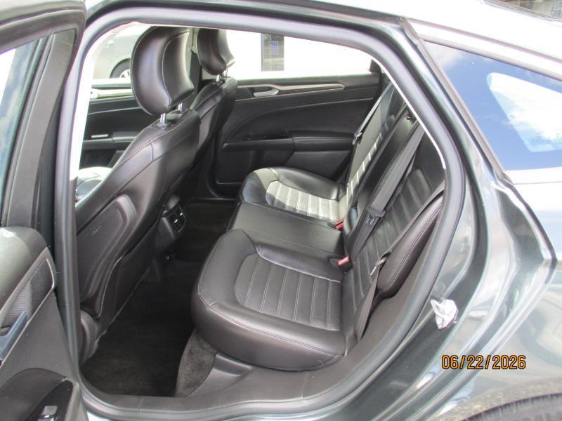 Ford Fusion SE 2015