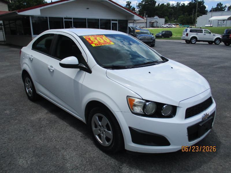 2016 Chevrolet Sonic LS Auto Sedan