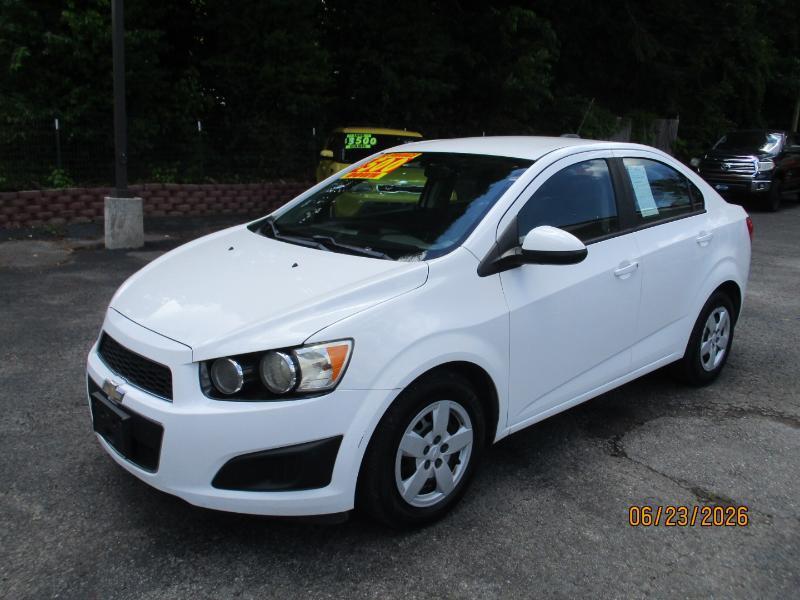 Chevrolet Sonic LS Auto Sedan 2016