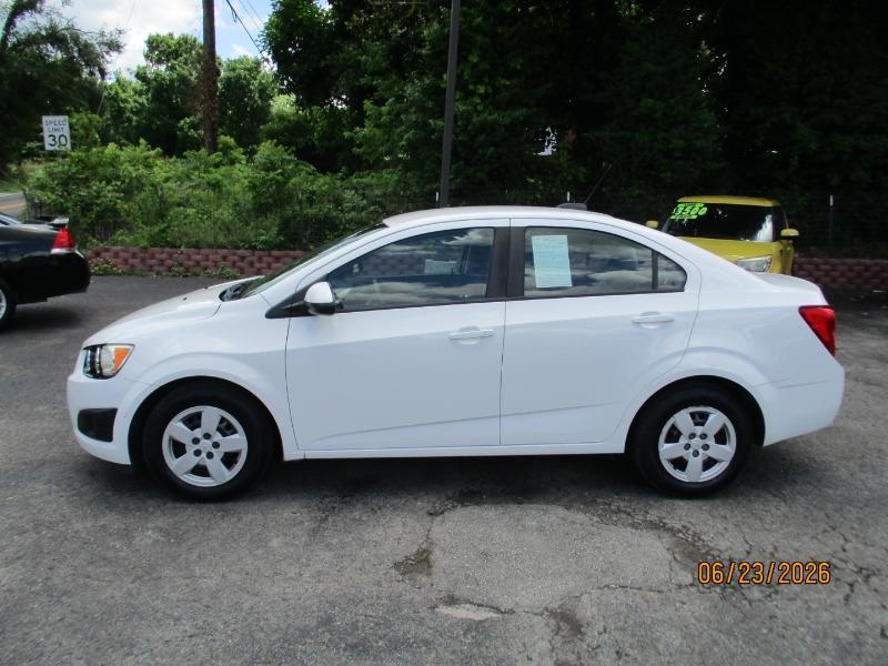 Chevrolet Sonic LS Auto Sedan 2016