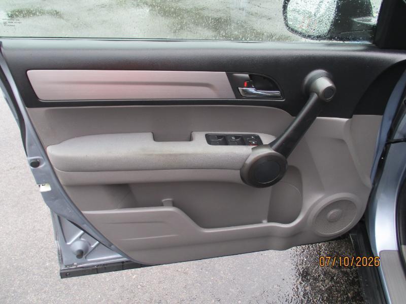Honda CR-V LX 2WD 5-Speed AT 2011