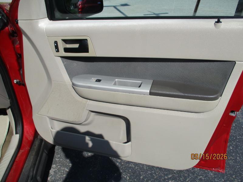 Ford Escape XLT FWD V6 2009