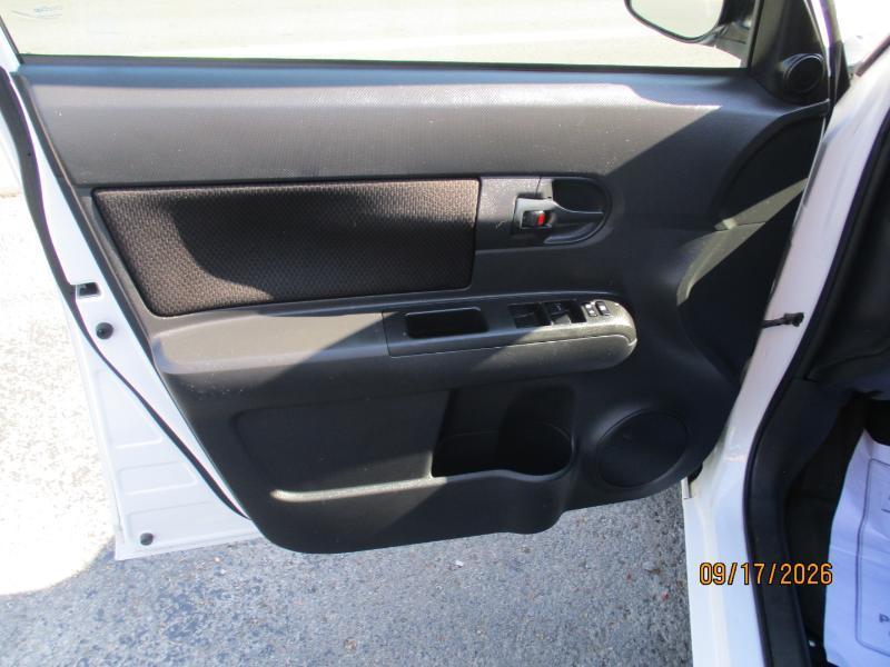 Scion xB Wagon 2009