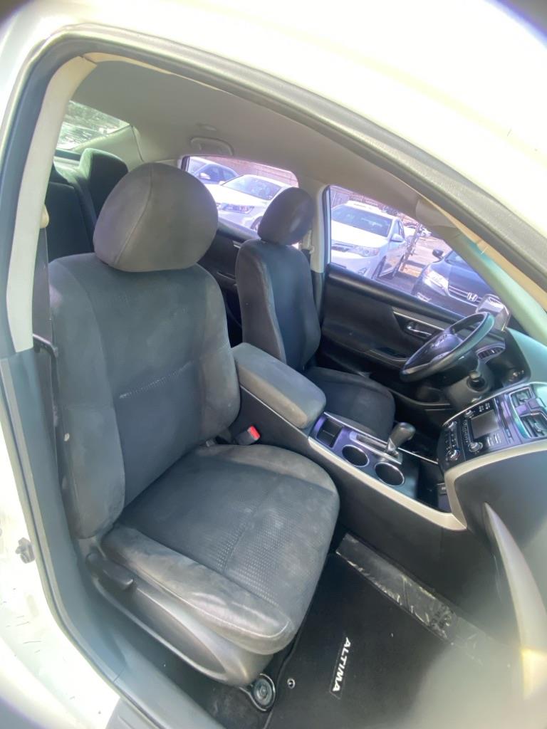 Nissan Altima 2.5 2015
