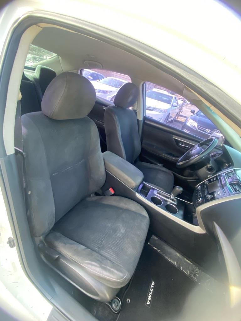 Nissan Altima 2.5 2015