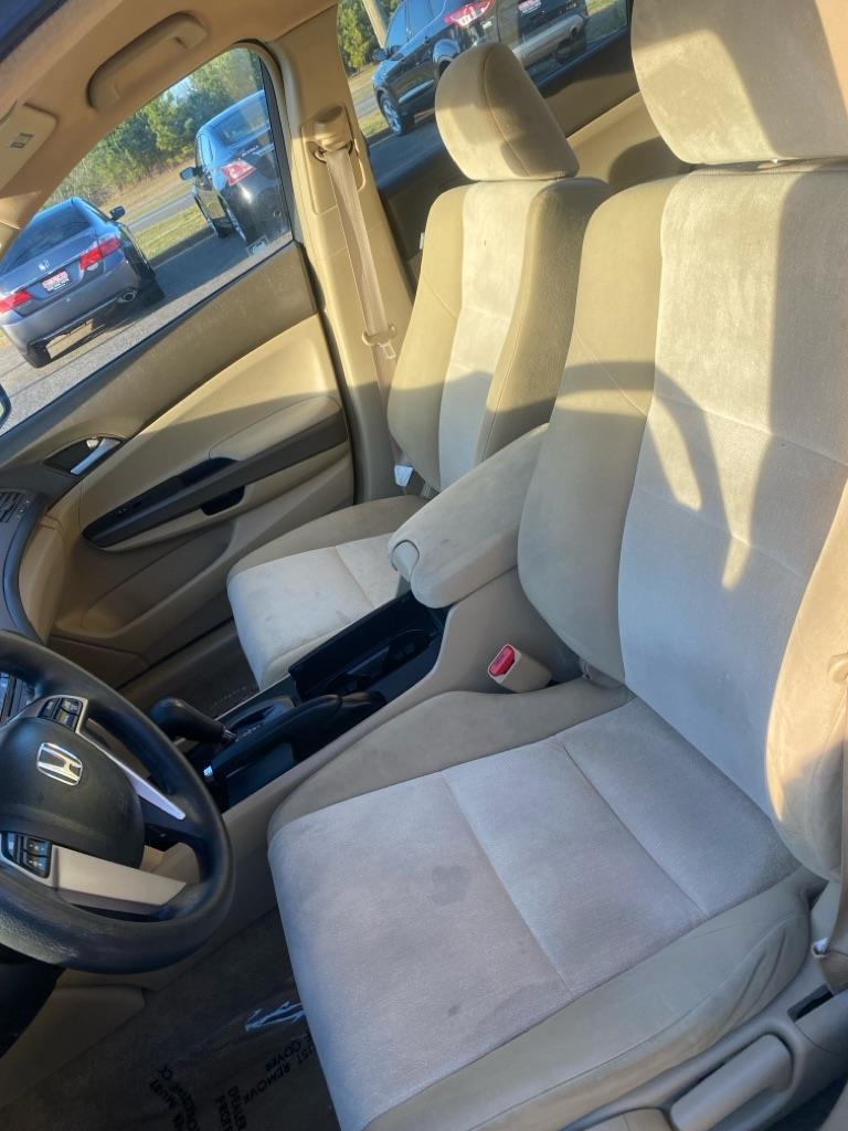 Honda Accord LX sedan AT 2009