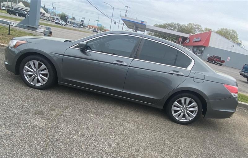 Honda Accord EX Sedan AT 2012