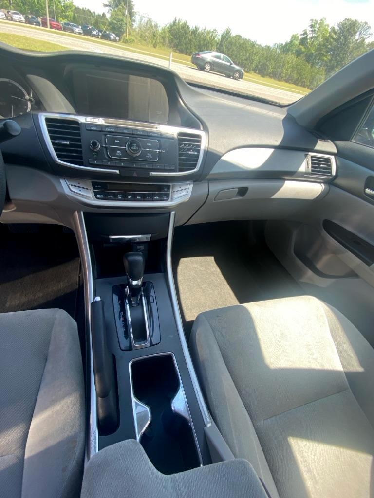 Honda Accord LX Sedan CVT 2013