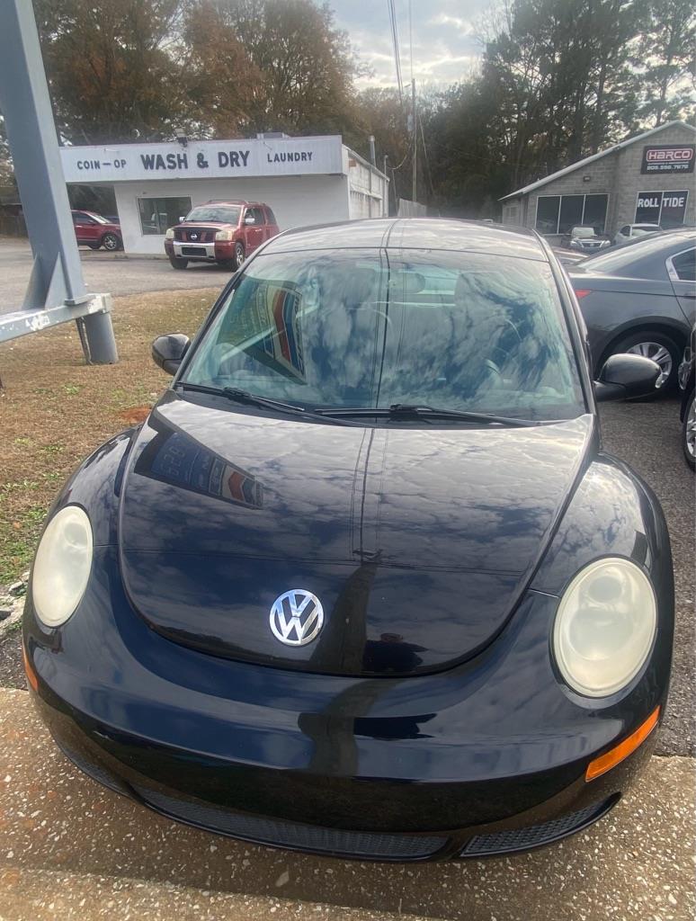 2008 Volkswagen New Beetle S