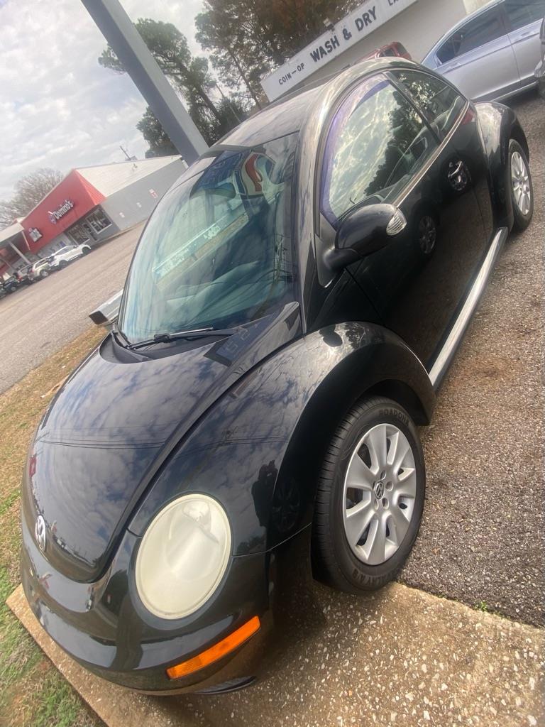 Volkswagen New Beetle S 2008