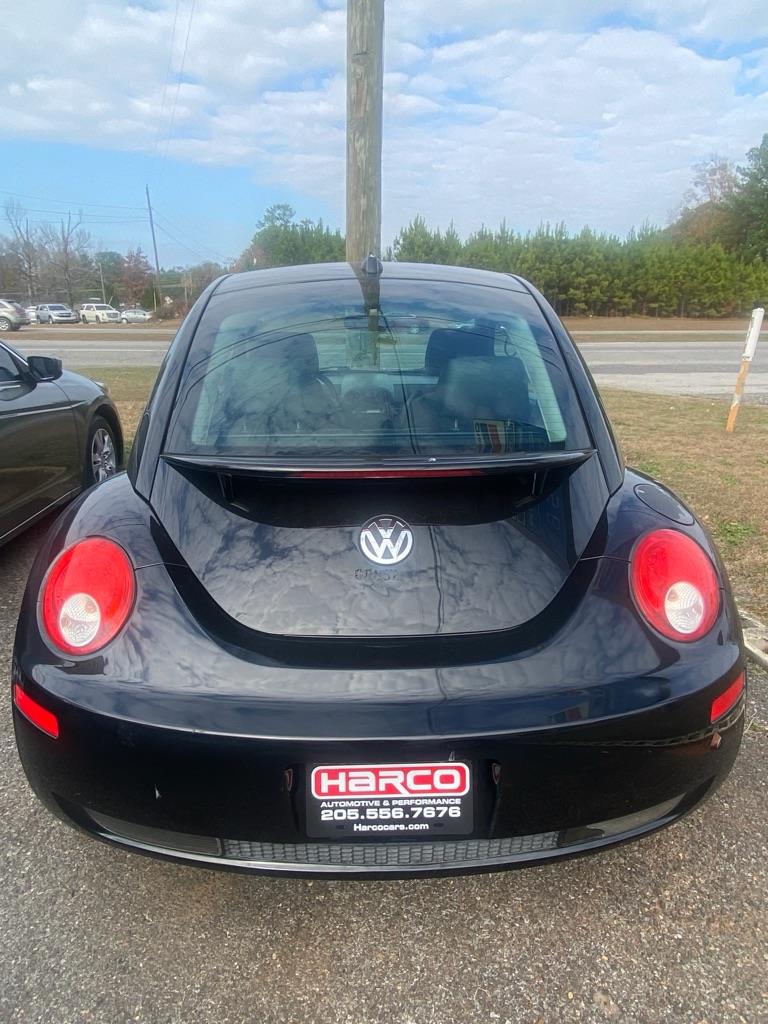 Volkswagen New Beetle S 2008