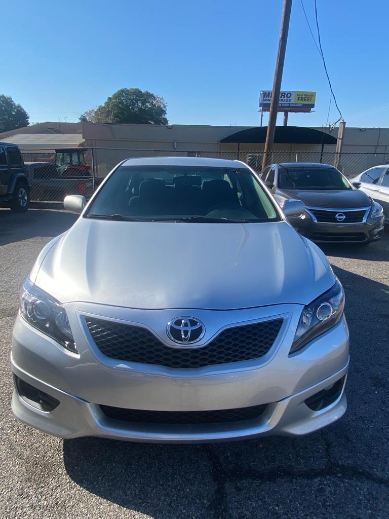 2011 Toyota Camry Base 6-Spd AT