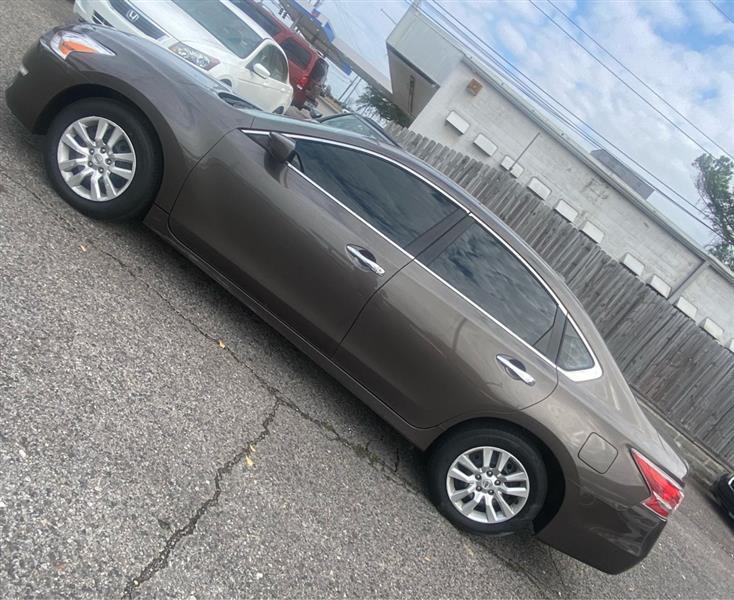 Nissan Altima 2.5 2015