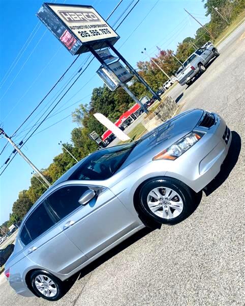 Honda Accord LX sedan AT 2010
