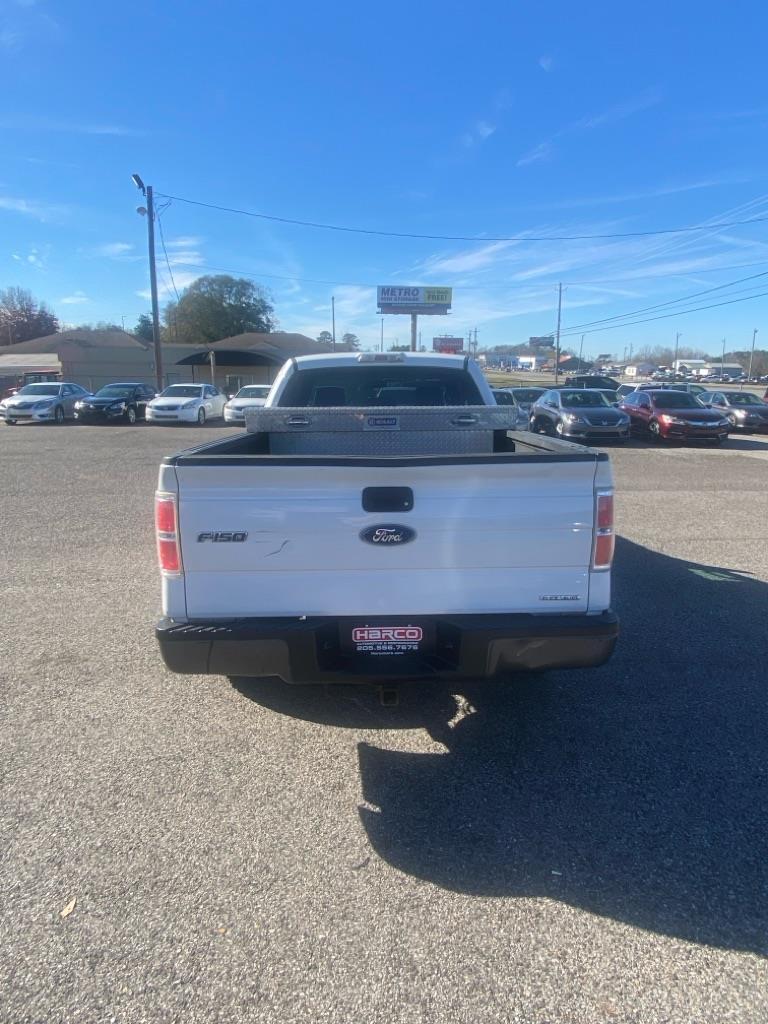 Ford F-150 XL SuperCab 8-ft. Bed 4WD 2011
