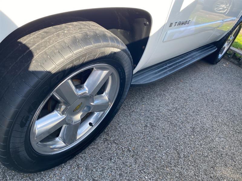 Chevrolet Tahoe LT1 4WD 2009