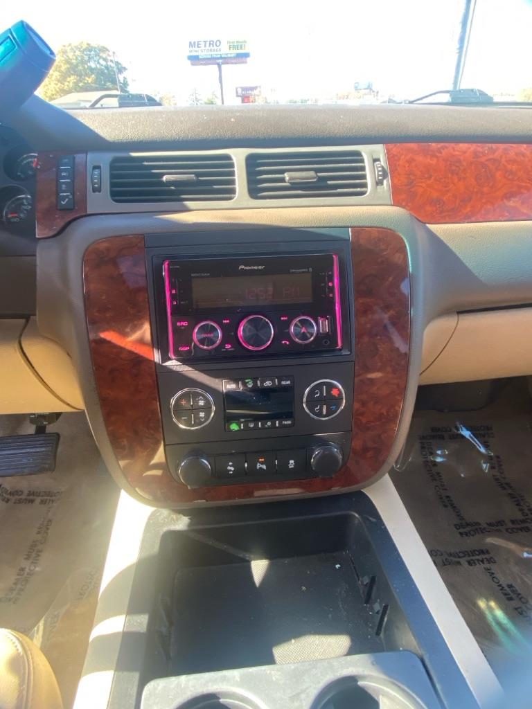 Chevrolet Tahoe LT 4WD 2013