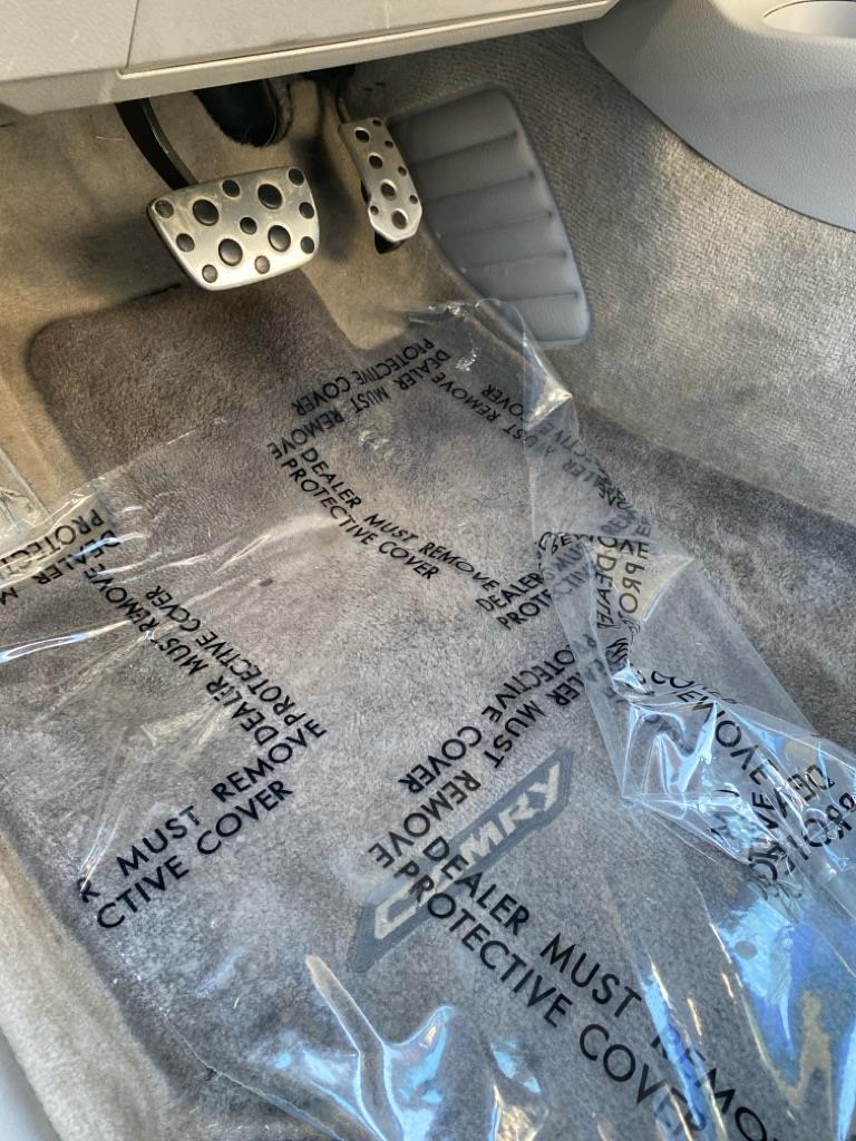 Toyota Camry Base 6-Spd AT 2011