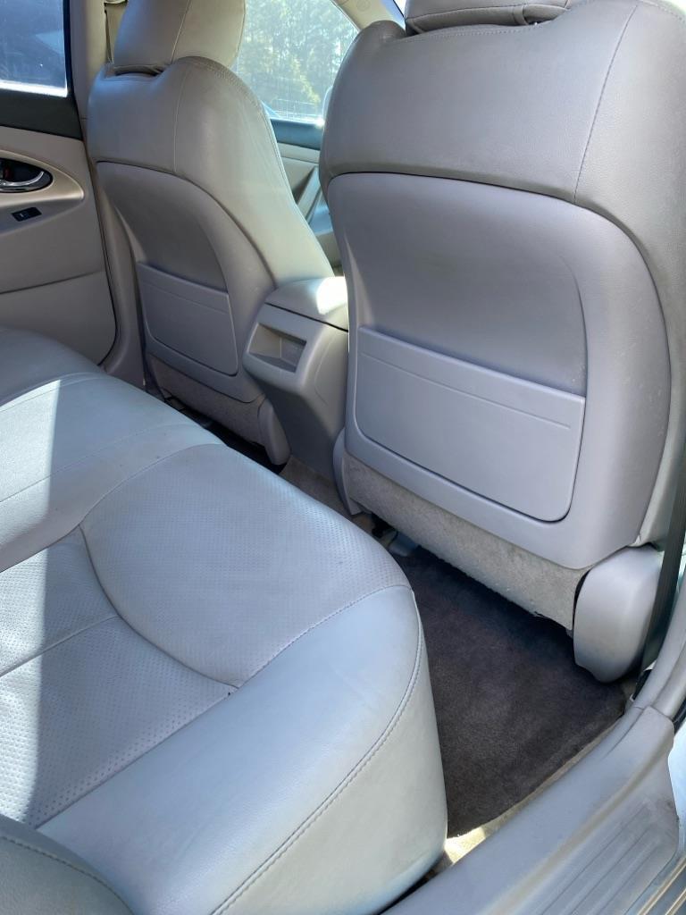 Toyota Camry Base 6-Spd AT 2011