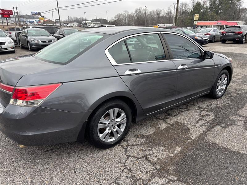 Honda Accord LX-P Sedan AT 2011