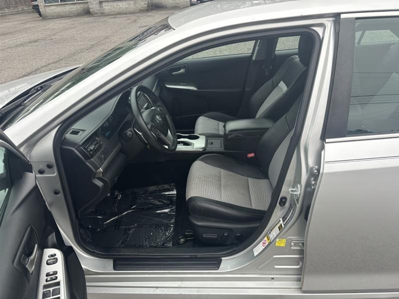 Toyota Camry SE 2012