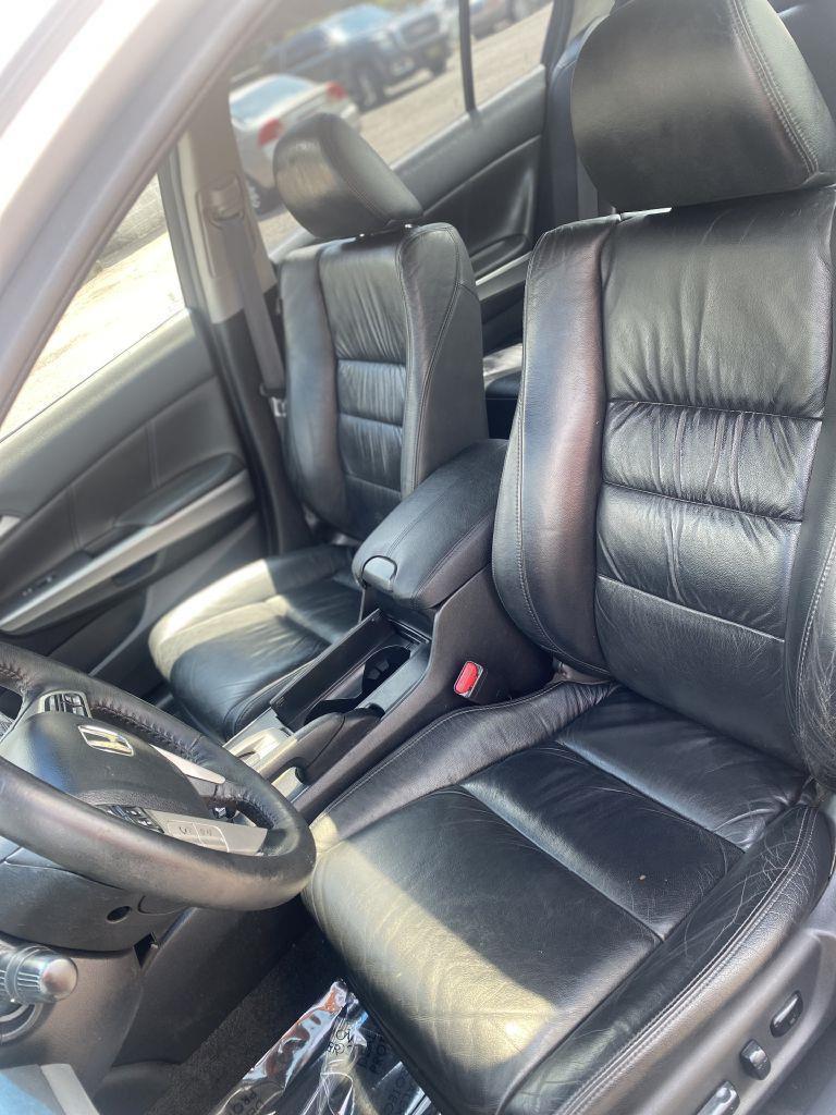 Honda Accord EX-L V-6 Sedan AT 2009