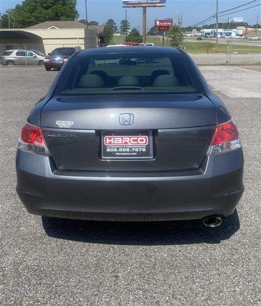 Honda Accord LX sedan AT 2011