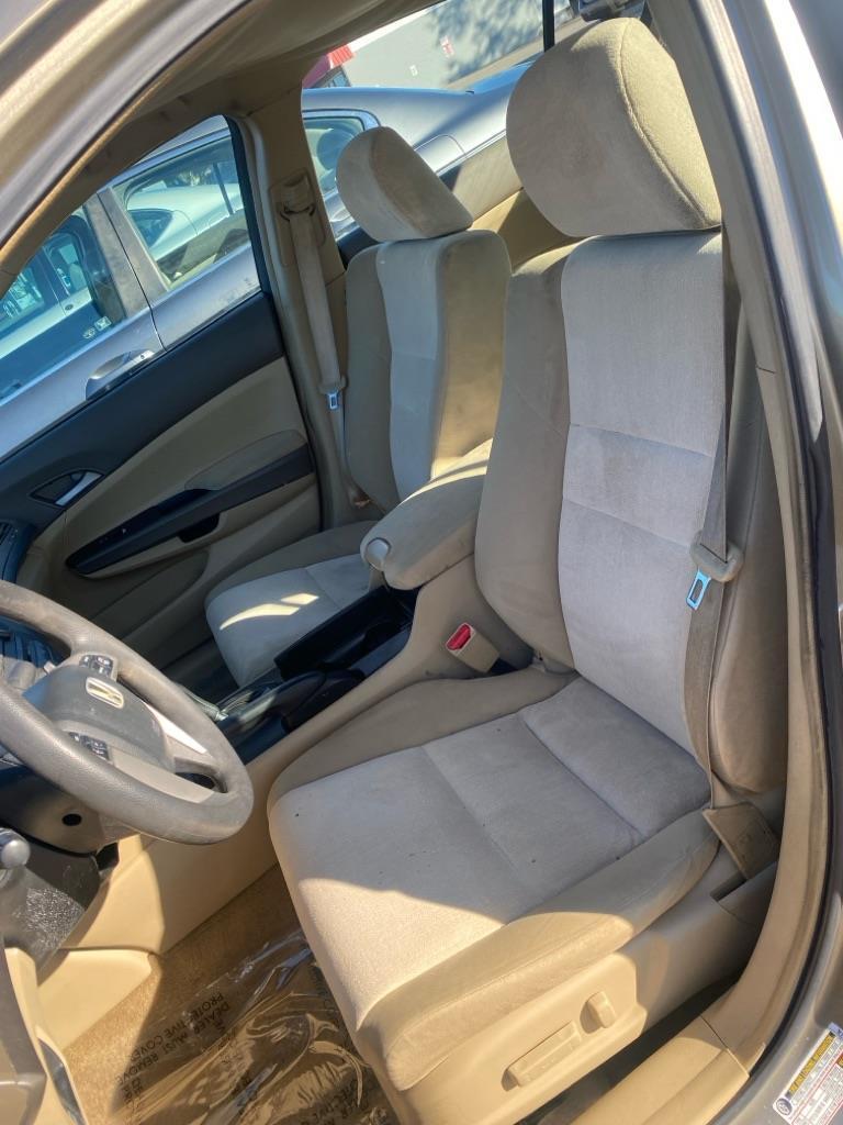 Honda Accord LX-P Sedan AT 2009