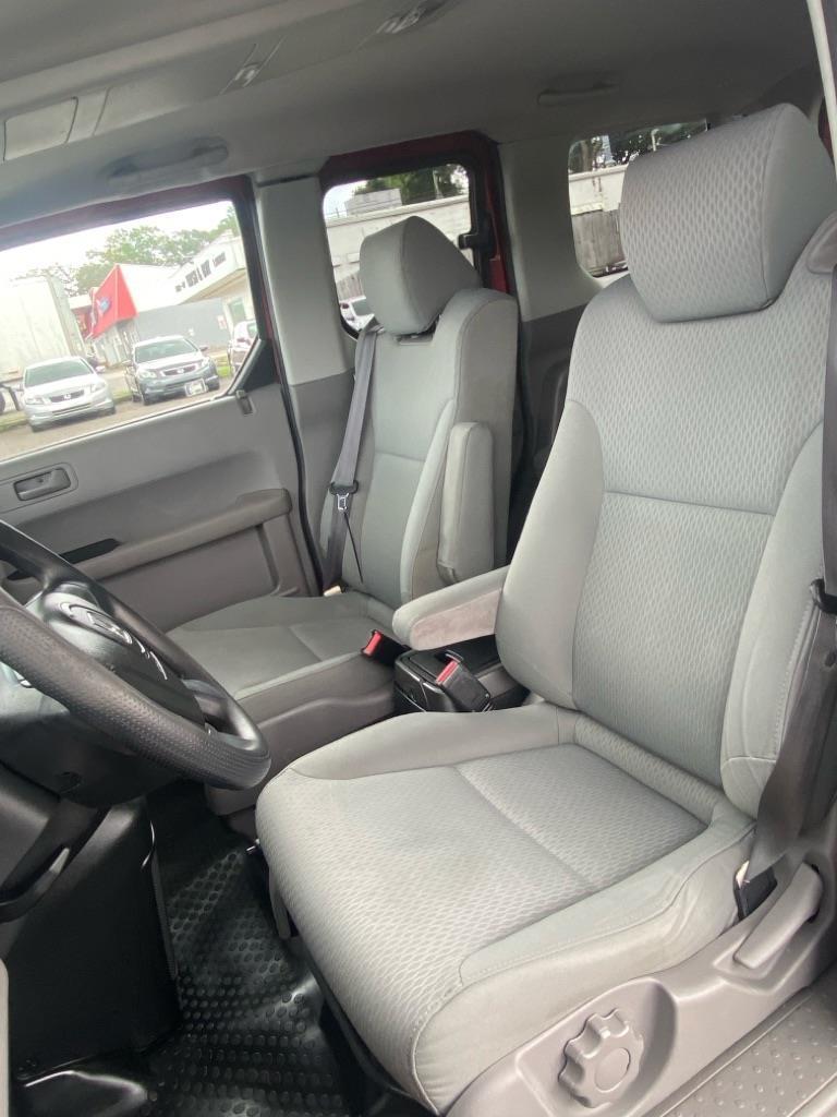 Honda Element EX 4WD AT 2011