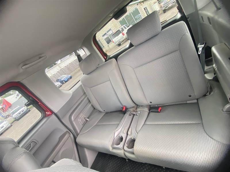 Honda Element EX 4WD AT 2011