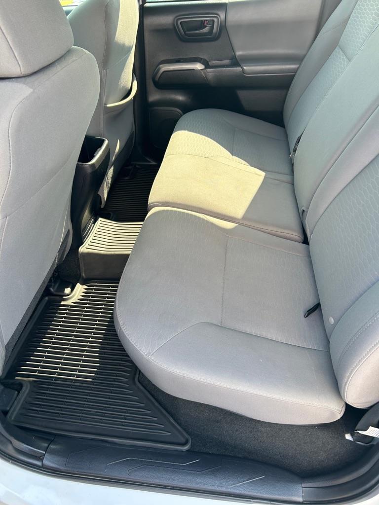 Toyota Tacoma SR5 Double Cab Long Bed V6 6AT 2WD 2017