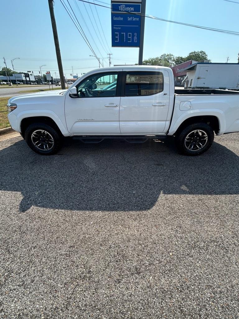 Toyota Tacoma SR5 Double Cab Long Bed V6 6AT 2WD 2017