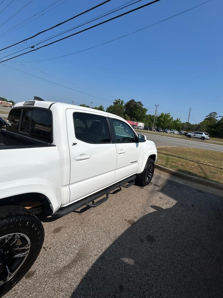 Toyota Tacoma SR5 Double Cab Long Bed V6 6AT 2WD 2017
