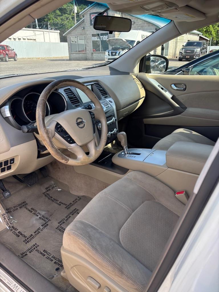 Nissan Murano S 2011