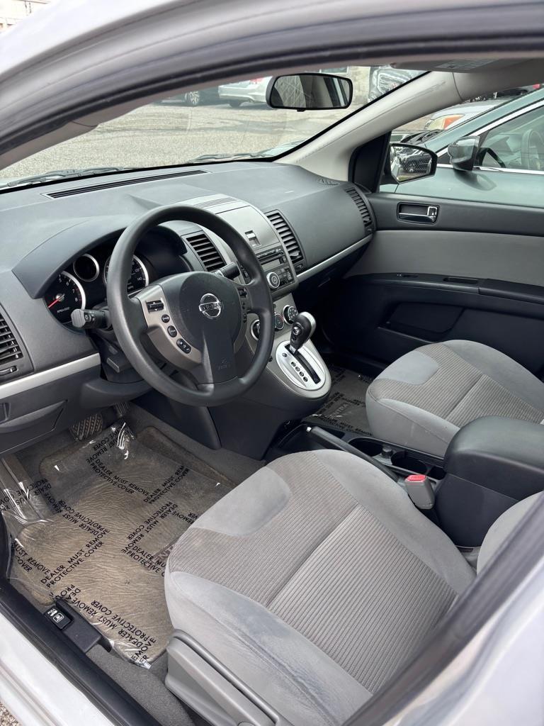 Nissan Sentra  2010