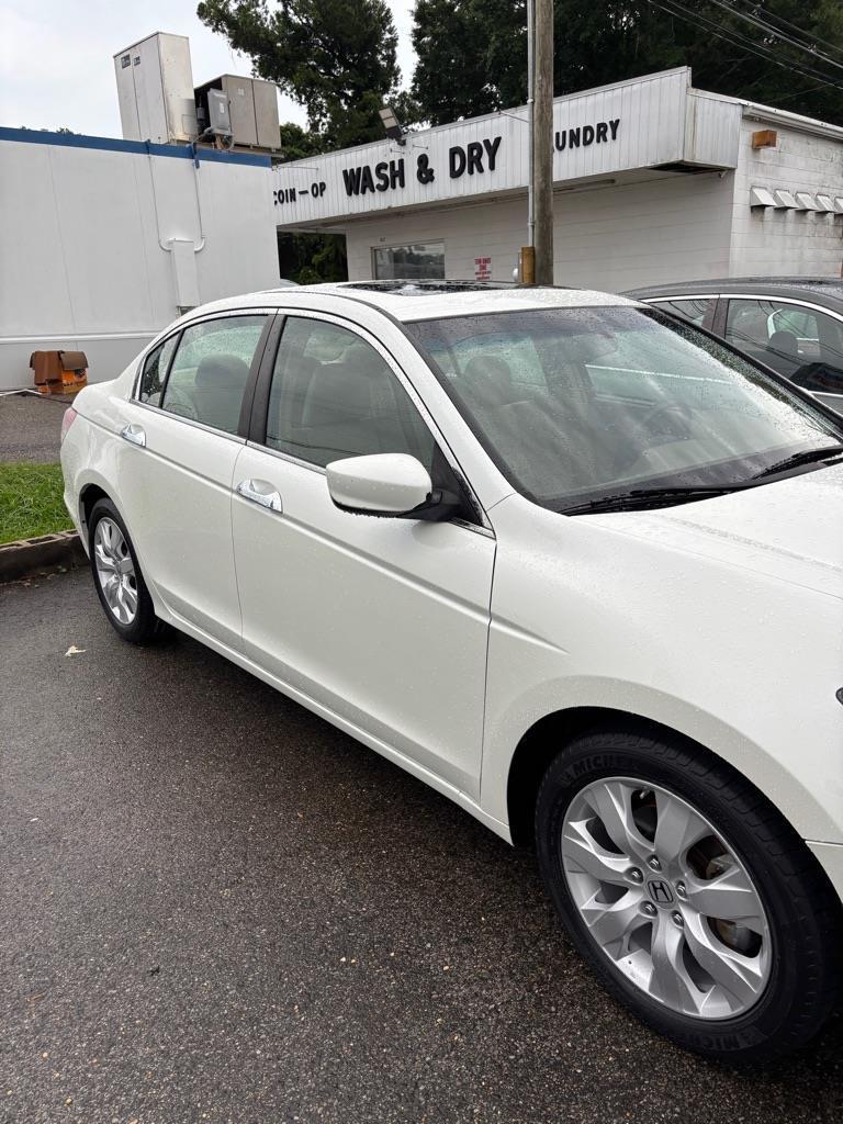 Honda Accord EX-L V-6 Sedan AT 2009