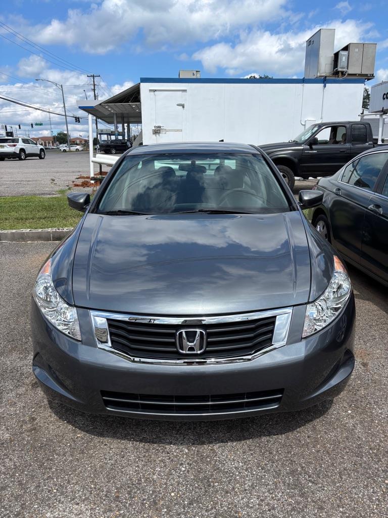 Honda Accord LX-P Sedan AT 2011