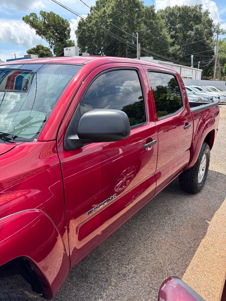 Toyota Tacoma PreRunner Double Cab V6 Automatic 2WD 2005
